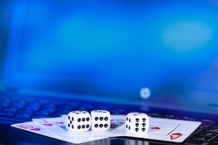 Tampilan aplikasi mobile 88toto menampilkan berbagai permainan slot dan kasino di layar smartphone